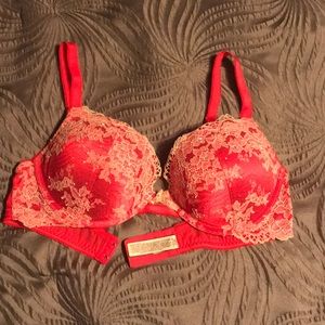 Sparkly VS push-up bra